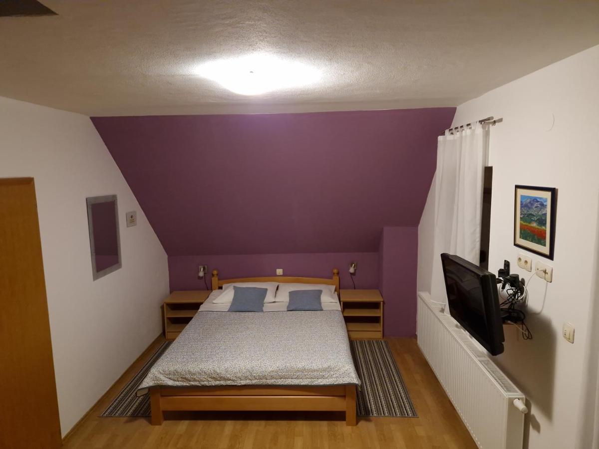 Guest House Wolf II Плитвицкие озёра Экстерьер фото