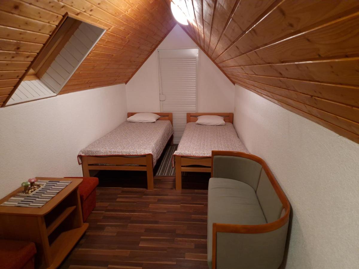Guest House Wolf II Плитвицкие озёра Экстерьер фото