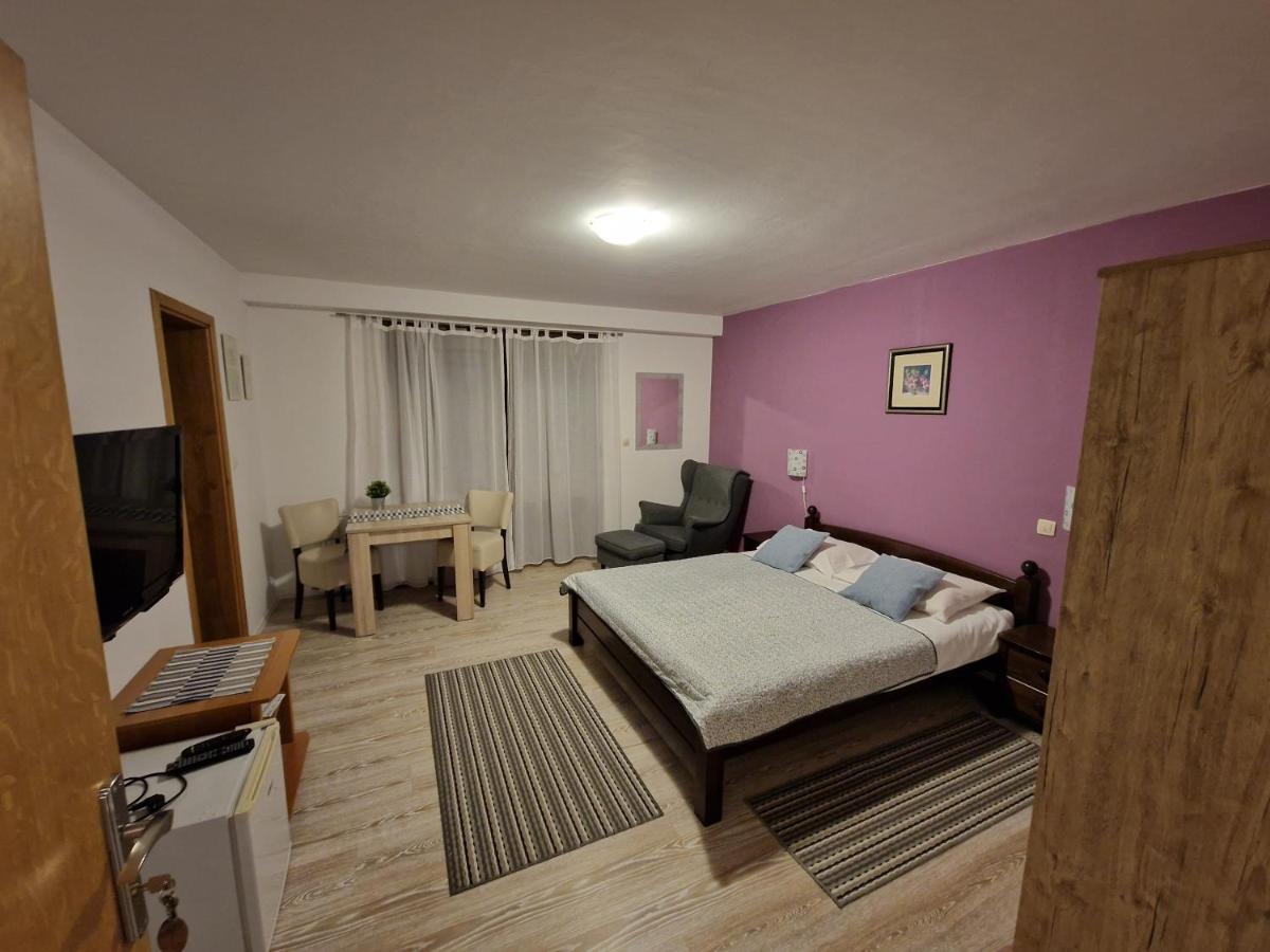 Guest House Wolf II Плитвицкие озёра Экстерьер фото